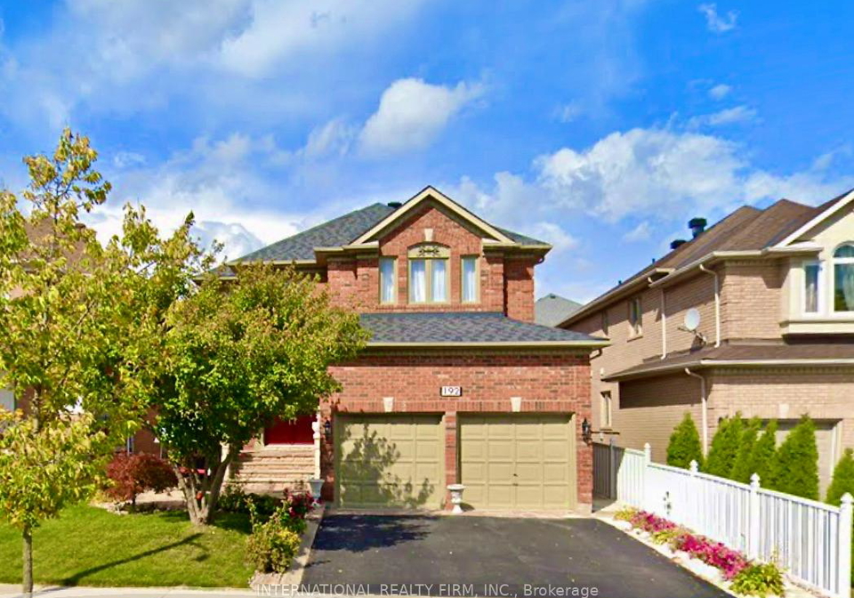 192-canyon-hill-avenue-richmond-hill-ontario-n13638162