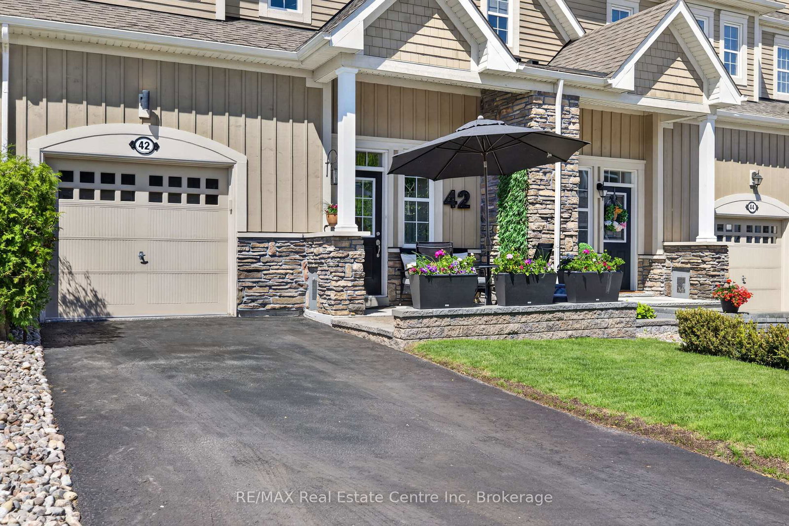 42-courting-house-place-georgina-ontario-n13638252