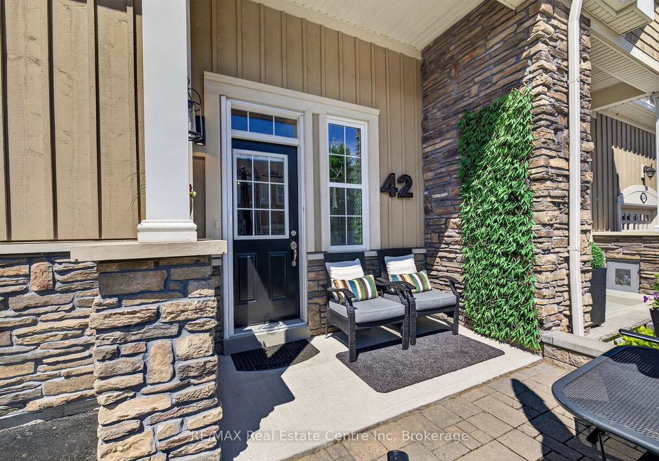 42-courting-house-place-georgina-ontario-n13638252