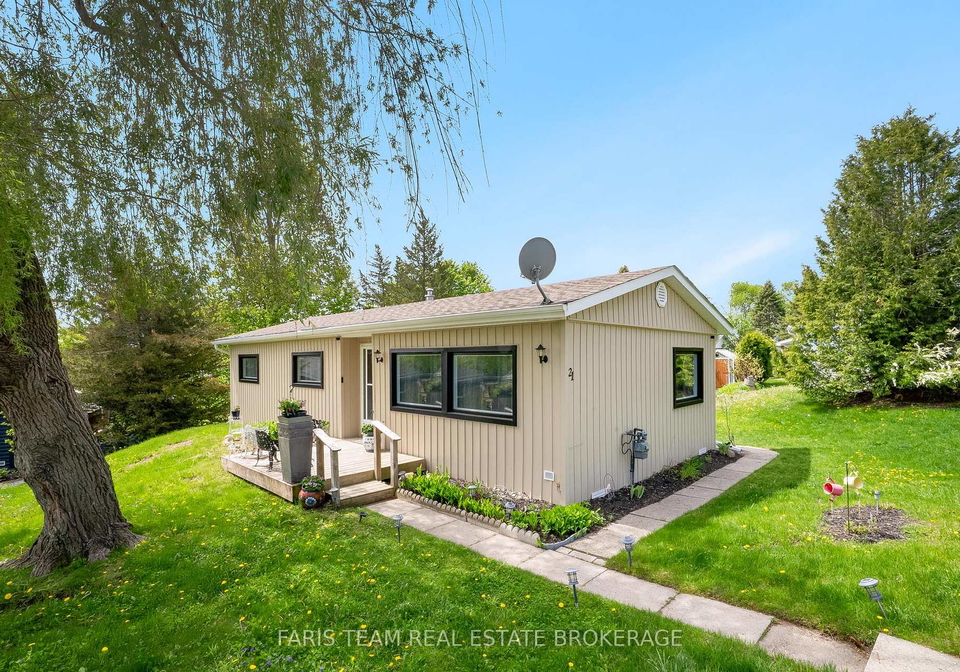 21-hawthorne-drive-innisfil-ontario-n13638464