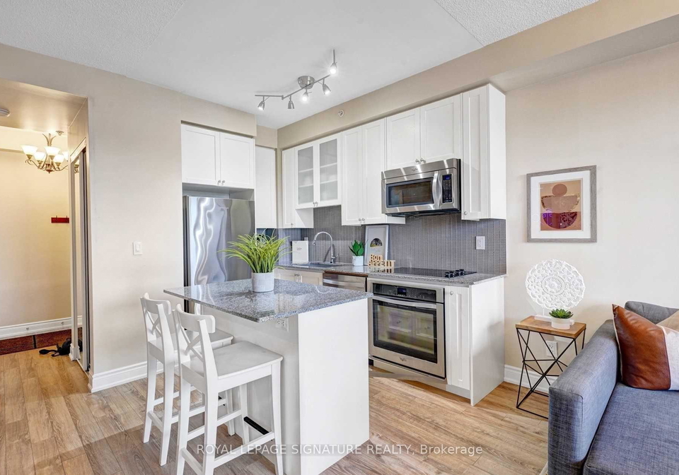 9088-yonge-street-richmond-hill-ontario-n13638476