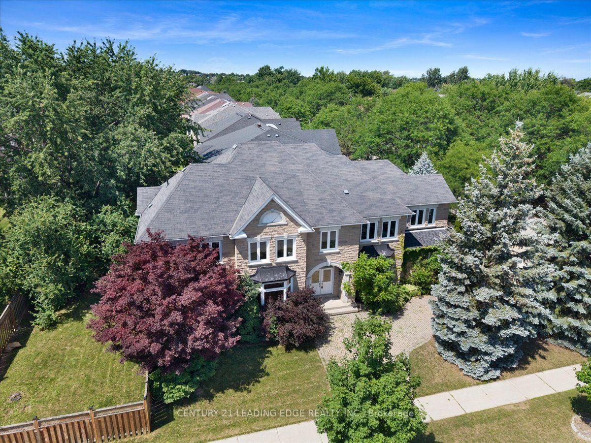 22-fern-avenue-richmond-hill-ontario-n13638596