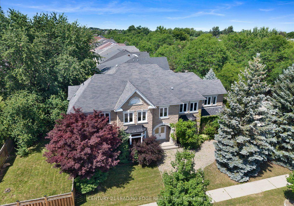 22-fern-avenue-richmond-hill-ontario-n13638596