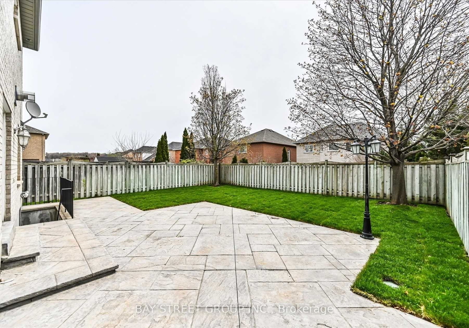 25-kirkbride-crescent-vaughan-ontario-n13638698