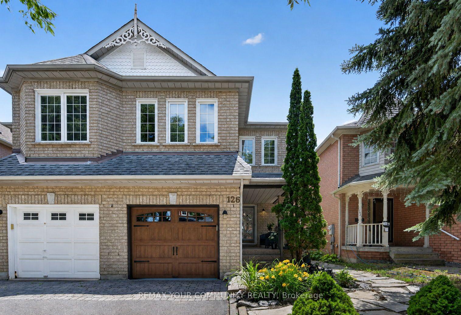 126-woodroof-crescent-aurora-ontario-n13638862