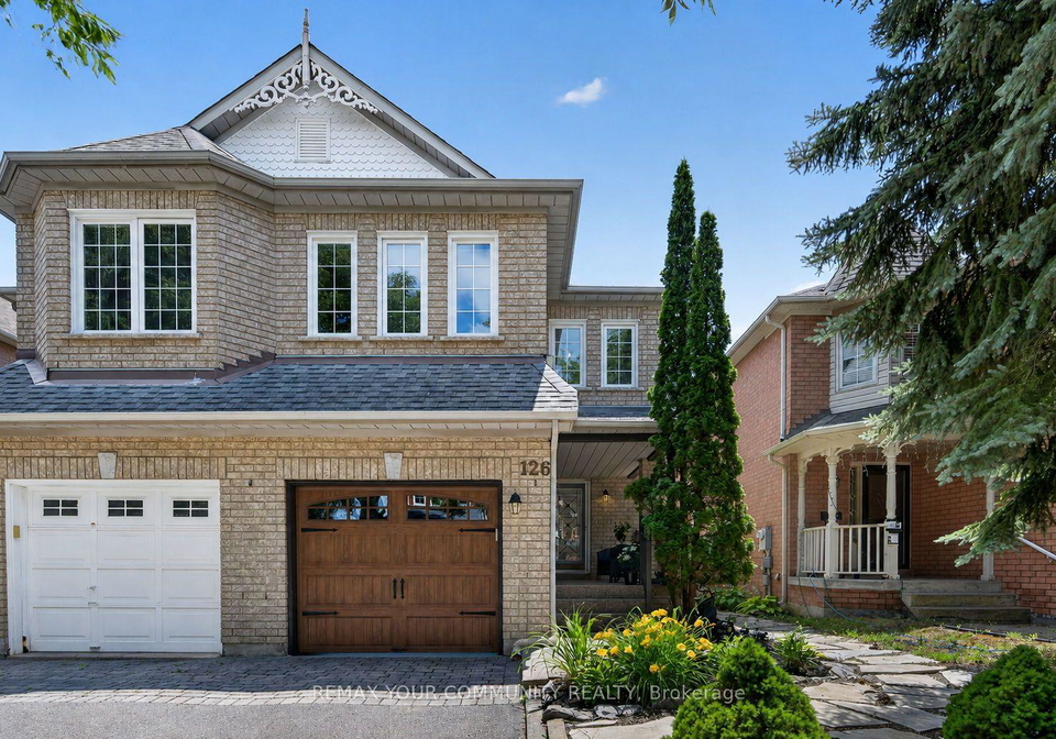 126-woodroof-crescent-aurora-ontario-n13638862