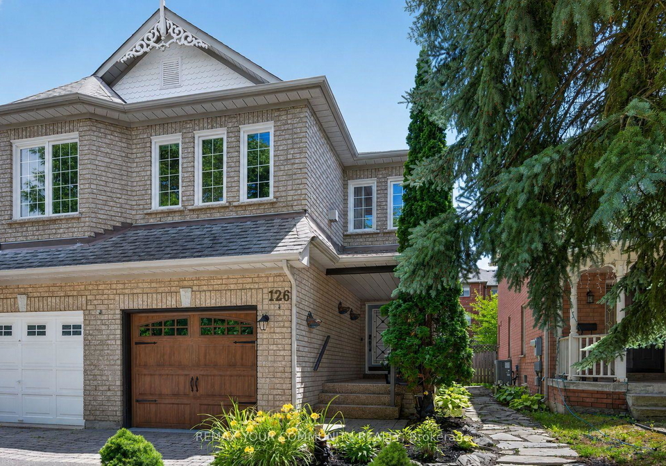 126-woodroof-crescent-aurora-ontario-n13638862