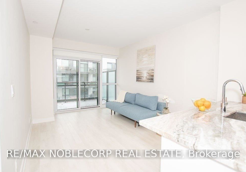 301-sea-ray-avenue-innisfil-ontario-n13639372