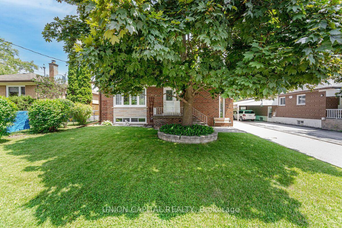 383-neal-drive-richmond-hill-ontario-n13639420