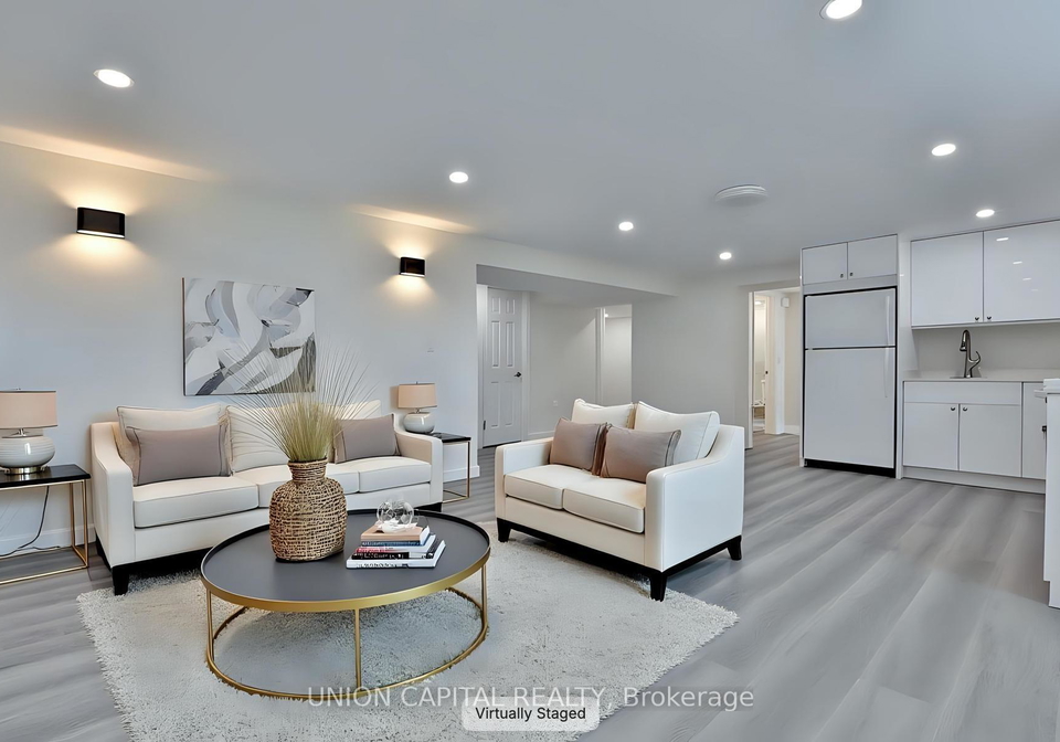 383-neal-drive-richmond-hill-ontario-n13639420