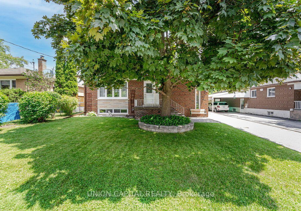 383-neal-drive-richmond-hill-ontario-n13639420