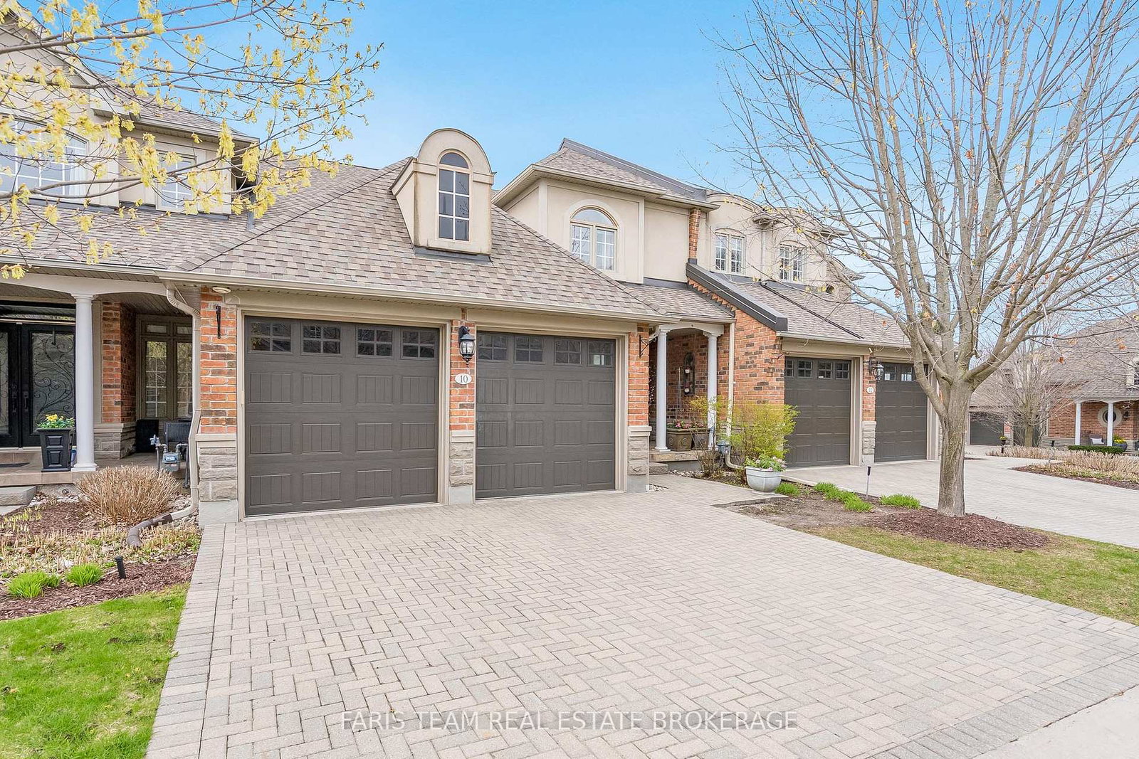 10-wilton-trail-aurora-ontario-n13639464