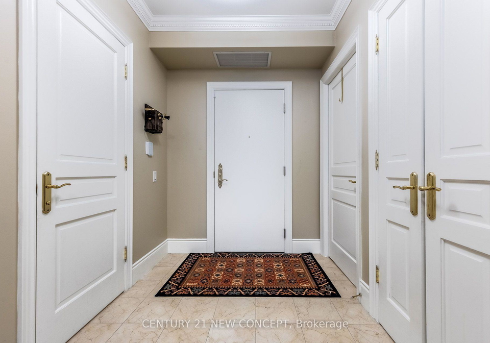 7071-bayview-avenue-markham-ontario-n13639930
