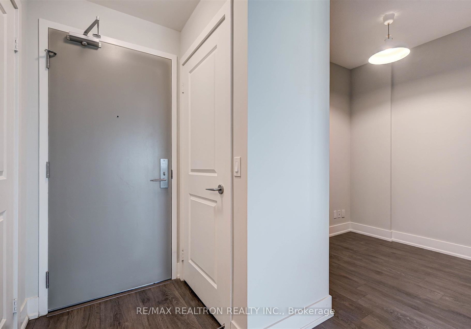 180-enterprise-boulevard-markham-ontario-n13640298
