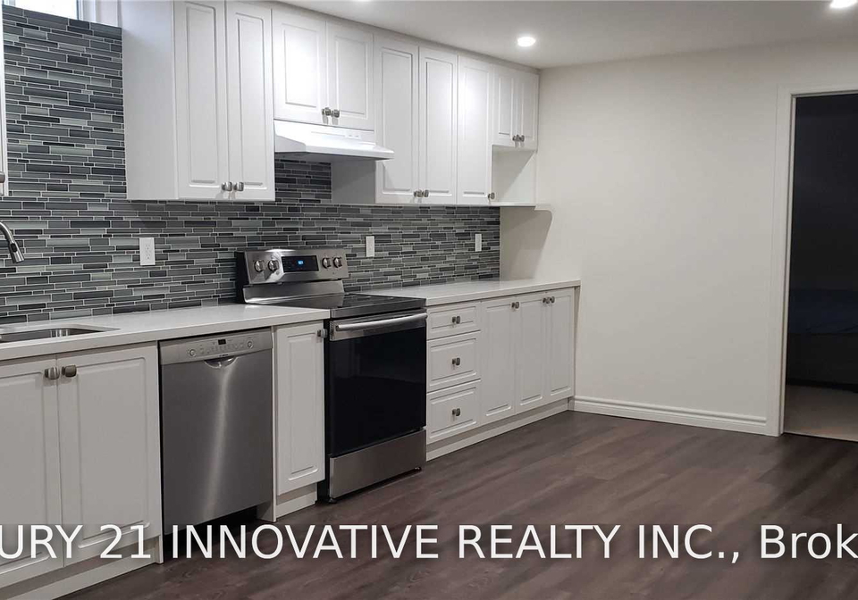 492-forsyth-farm-drive-whitchurch-stouffville-ontario-n13640616