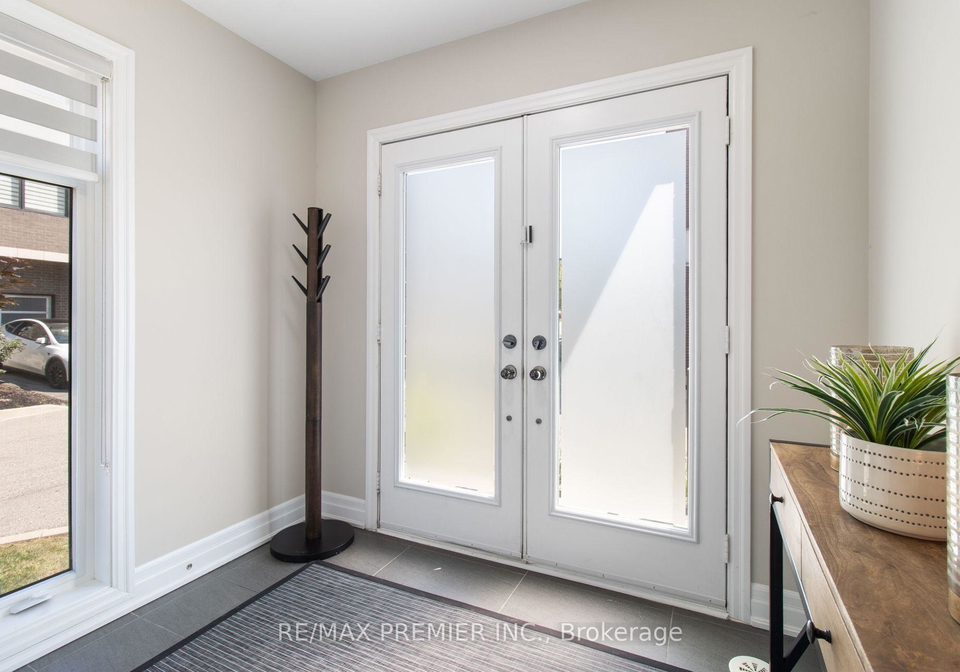 2-gaddi-way-vaughan-ontario-n13640664