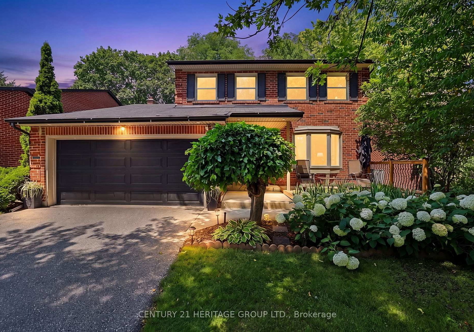 214-lancaster-avenue-newmarket-ontario-n13640904