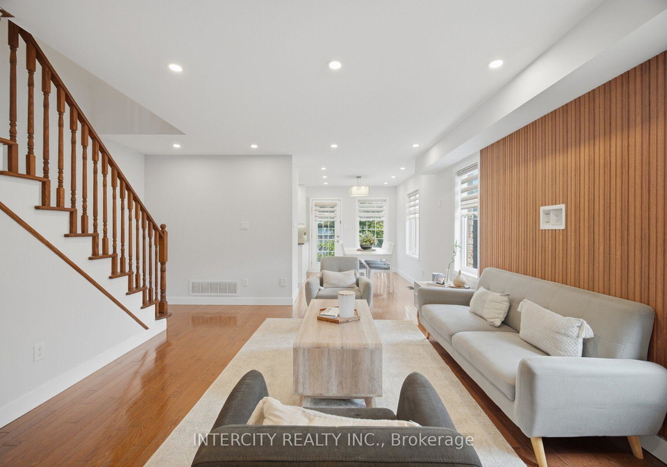 64-coranto-way-vaughan-ontario-n13641286