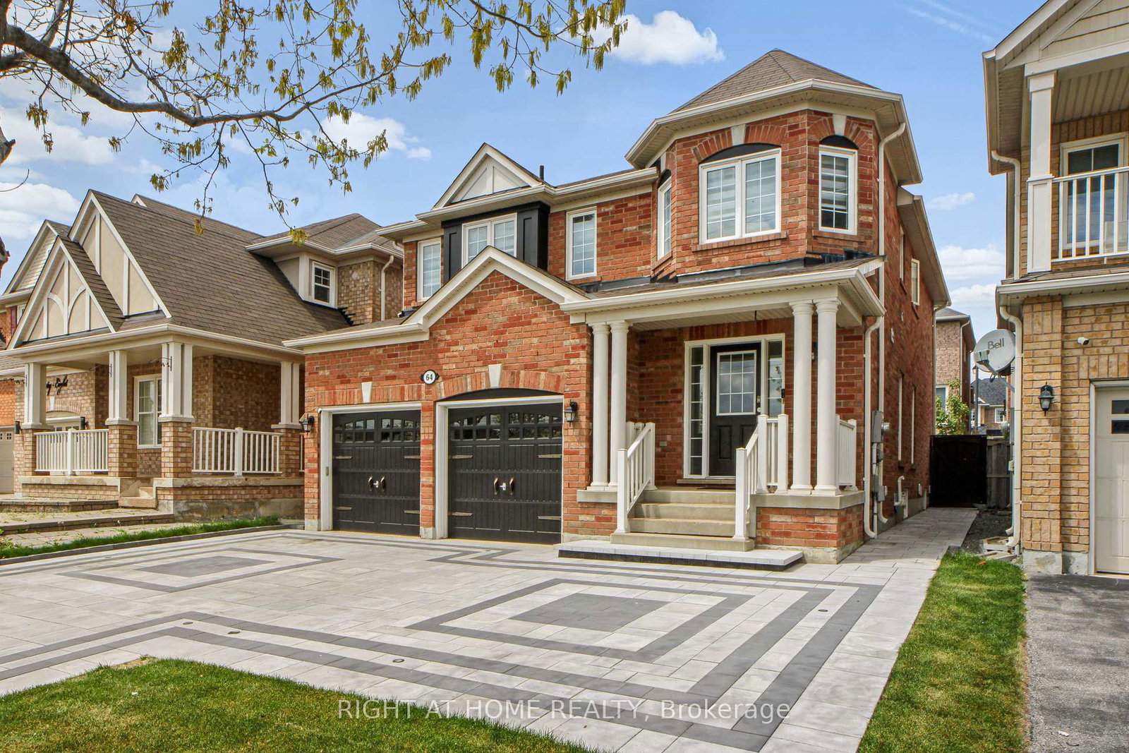 64-williamson-family-hollow-newmarket-ontario-n13642122