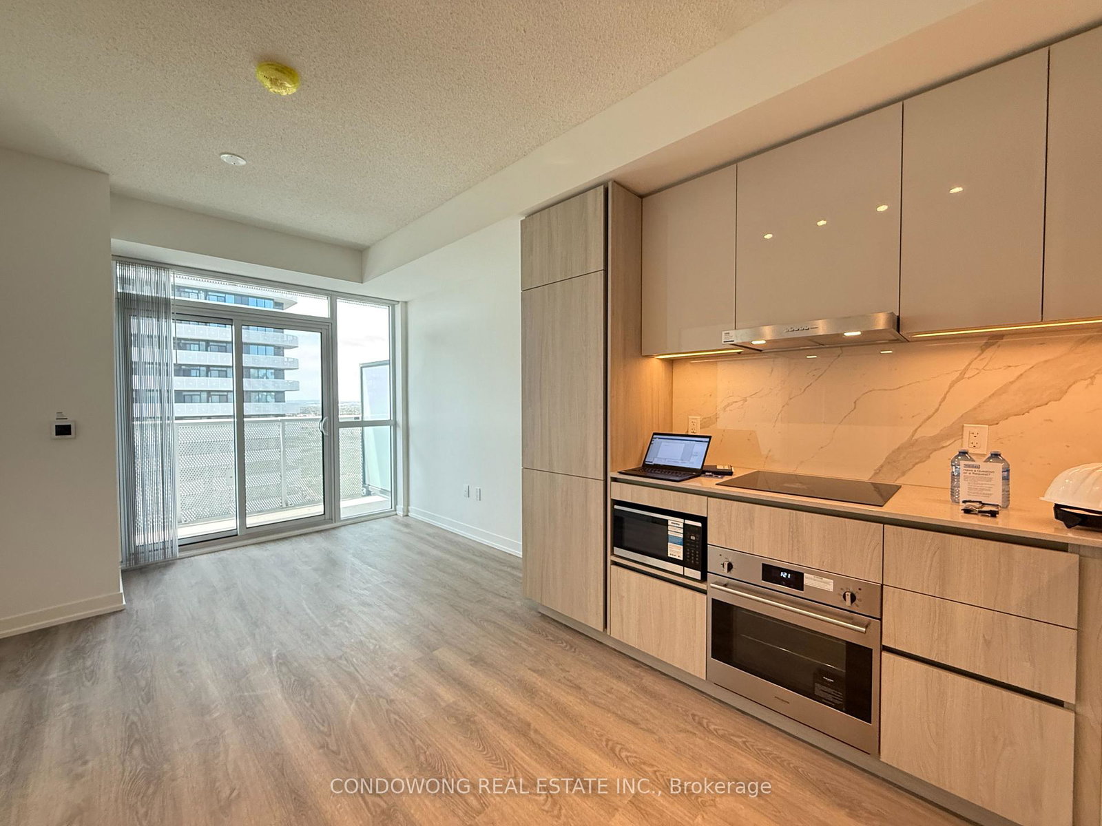 8-interchange-way-vaughan-ontario-n13642526