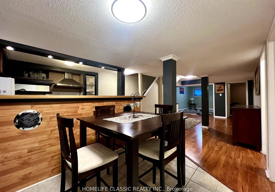 423-flanagan-court-newmarket-ontario-n13642664