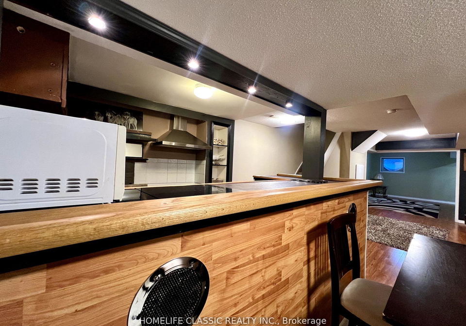 423-flanagan-court-newmarket-ontario-n13642664