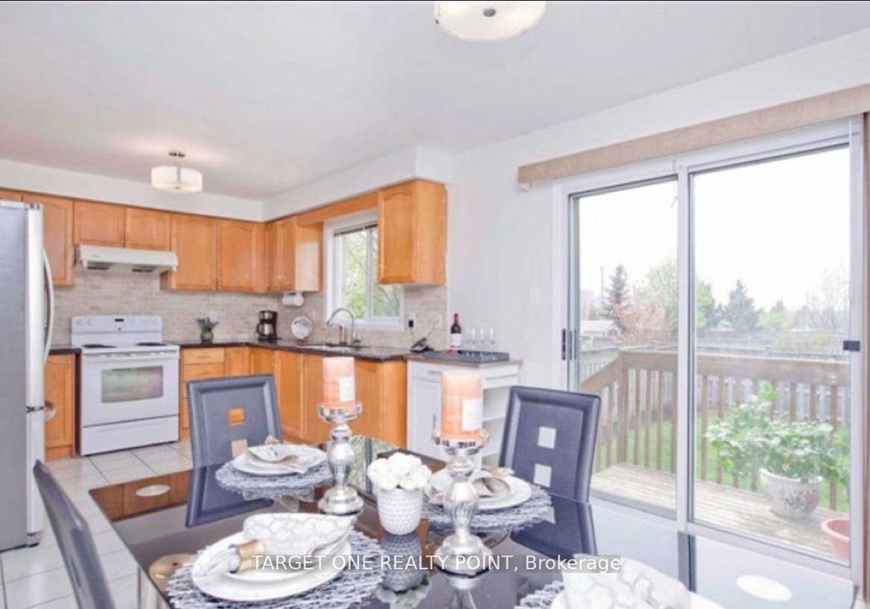 6-moresby-street-richmond-hill-ontario-n13643076
