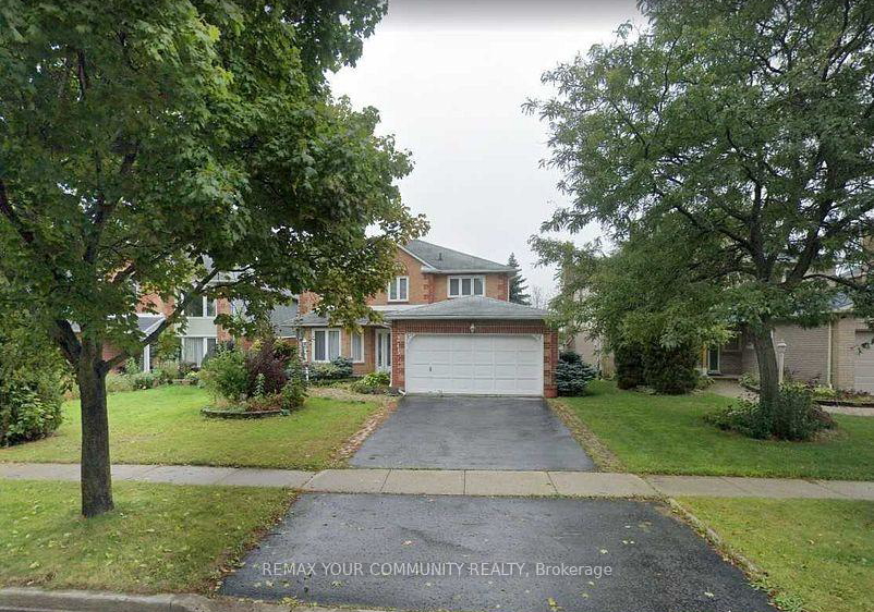 243-glenway-circle-newmarket-ontario-n13643110