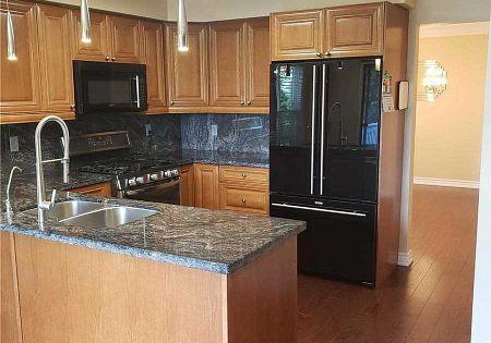 243-glenway-circle-newmarket-ontario-n13643110