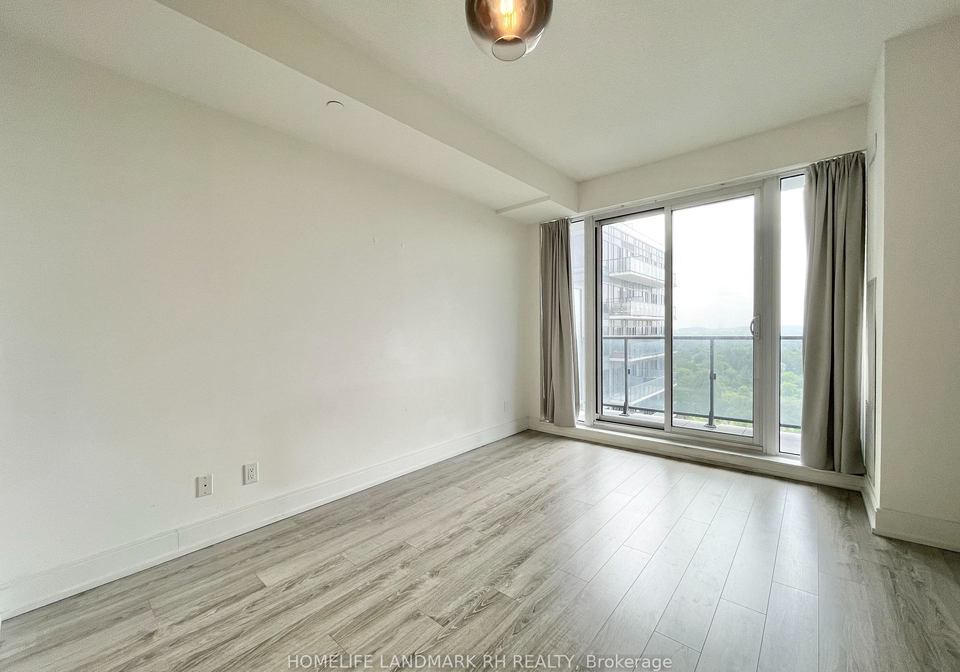 9600-yonge-street-richmond-hill-ontario-n13643260
