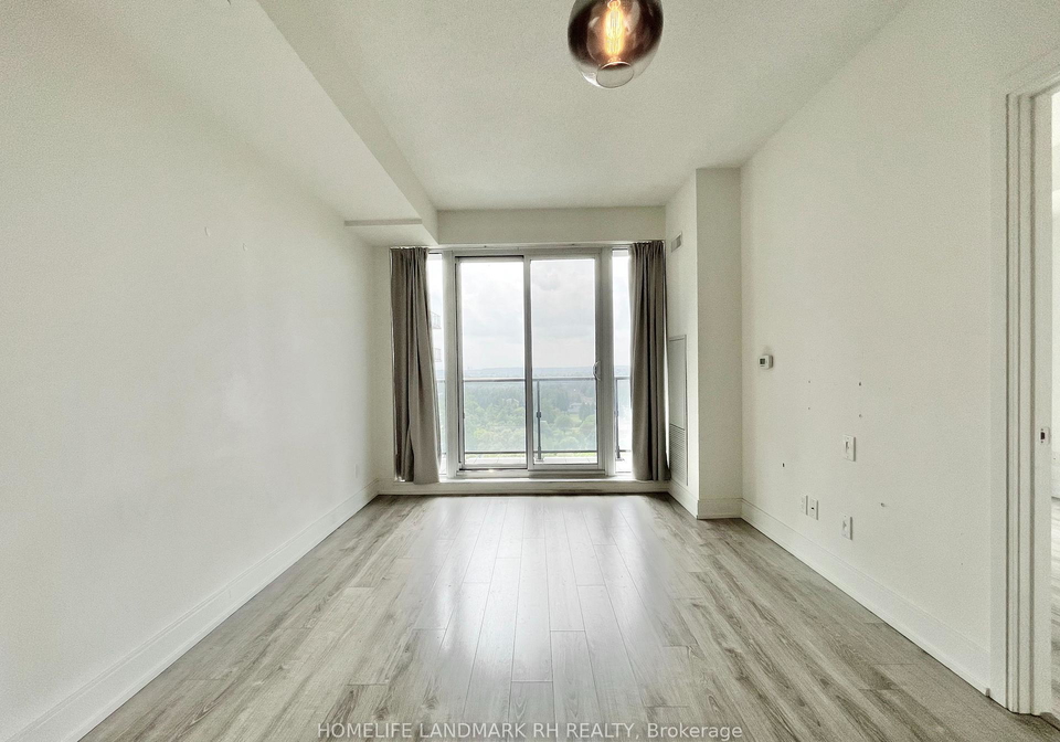 9600-yonge-street-richmond-hill-ontario-n13643260