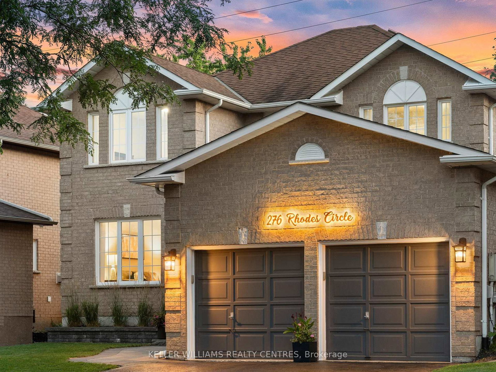 276-rhodes-circle-newmarket-ontario-n13643358