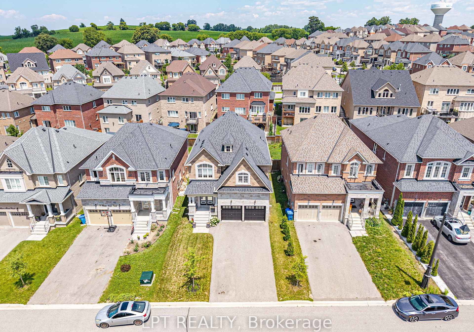 20-manor-forest-road-east-gwillimbury-ontario-n13643708