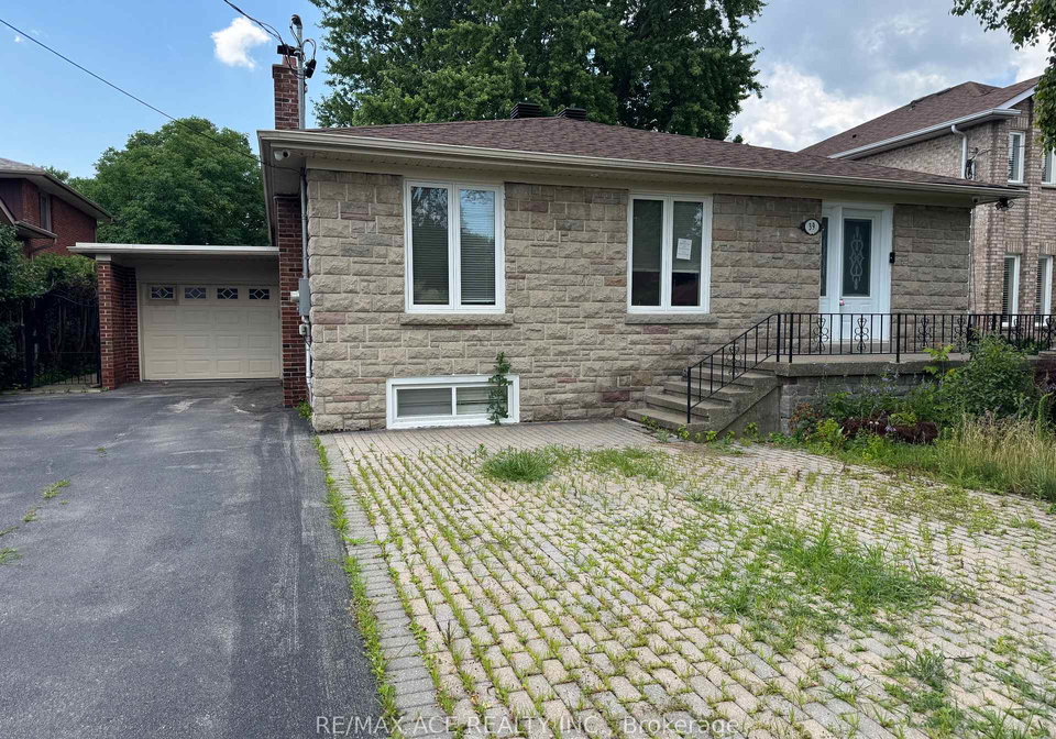 39-oak-avenue-richmond-hill-ontario-n13643840