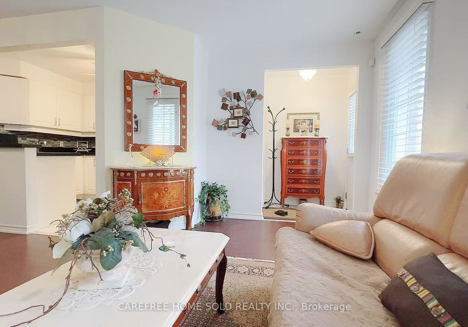 151-townsgate-drive-vaughan-ontario-n13643848