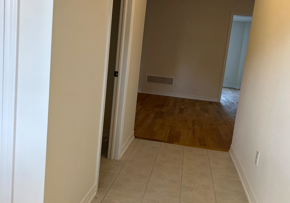 4-lawrence-d-pridham-avenue-new-tecumseth-ontario-n13644058