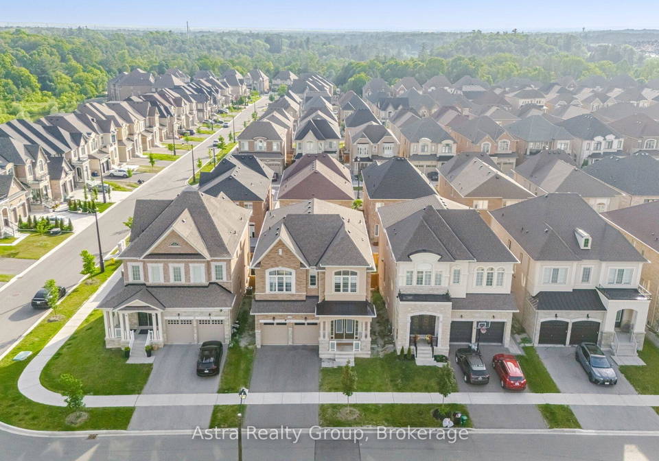 152-stormont-trail-vaughan-ontario-n13644394