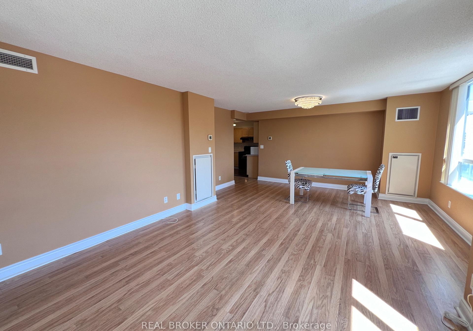 88-times-avenue-markham-ontario-n13644424
