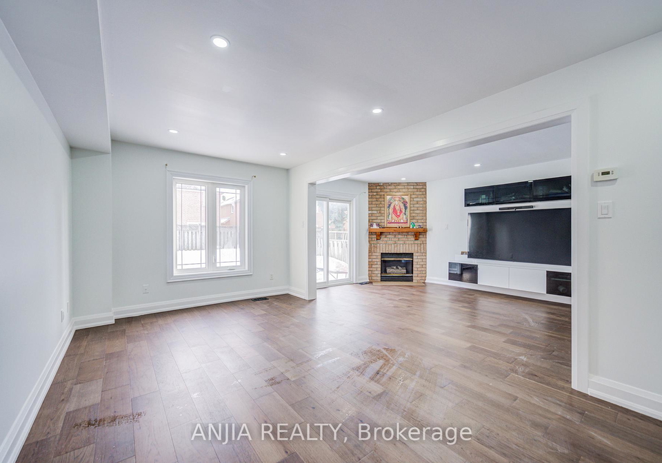 17-kenborough-court-markham-ontario-n13645132