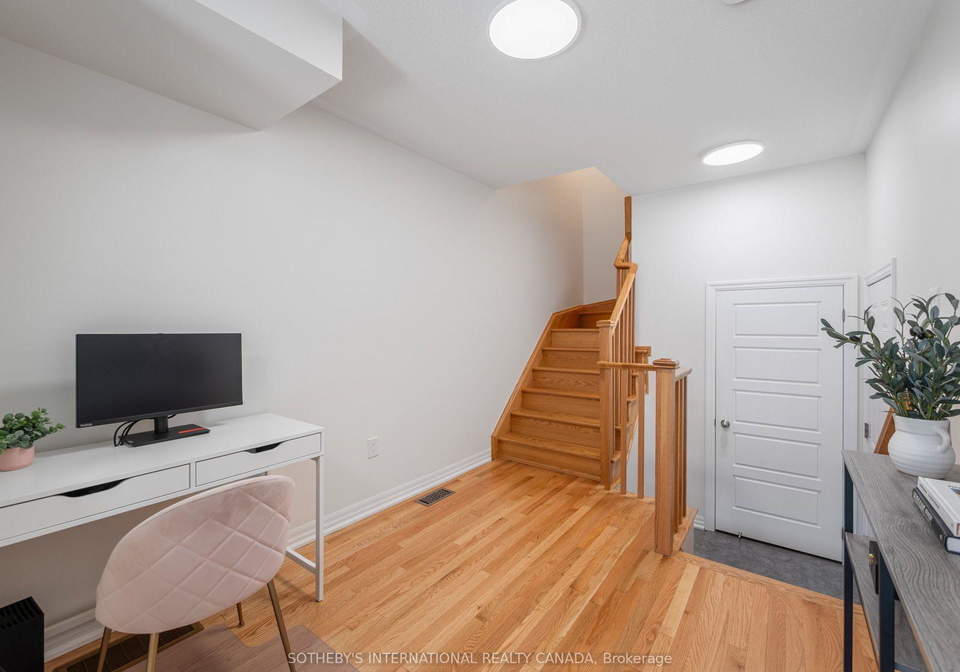 209-vivant-street-newmarket-ontario-n13645184