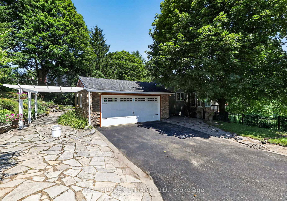 20417-centre-street-east-gwillimbury-ontario-n13645240