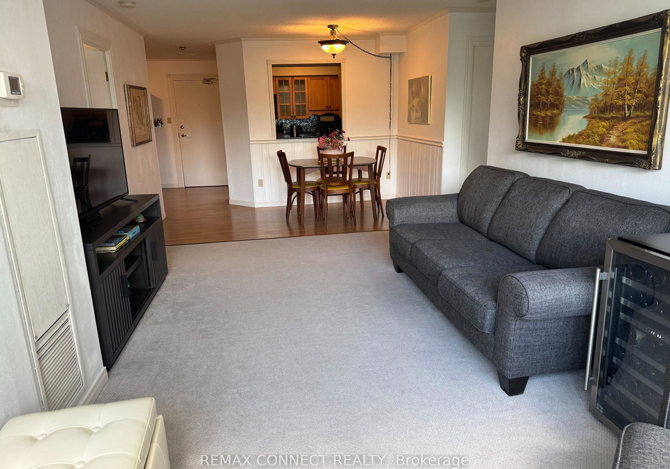 326-major-mackenzie-drive-e-richmond-hill-ontario-n13645344