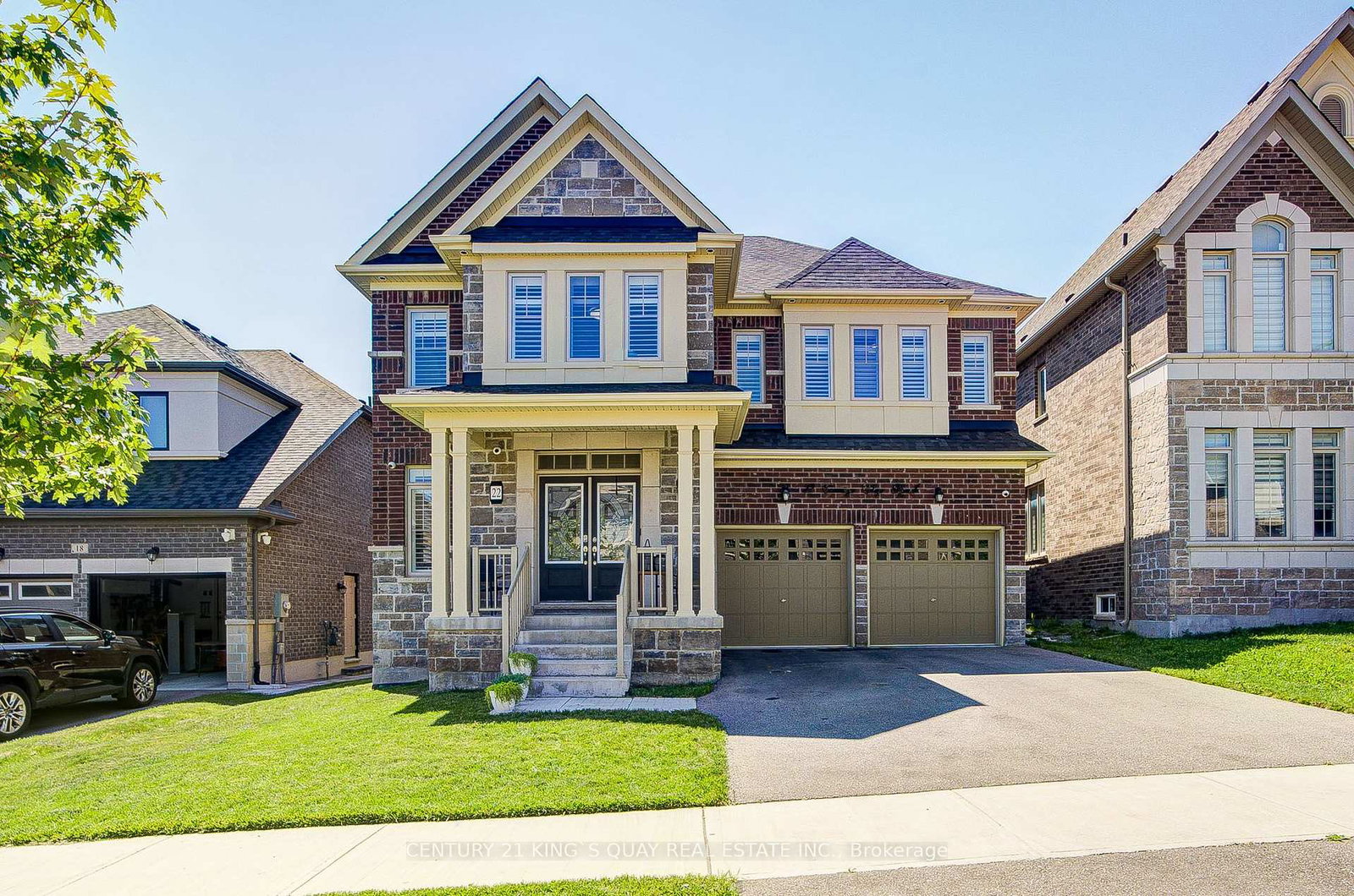 22-carriage-shop-bend-east-gwillimbury-ontario-n13645534