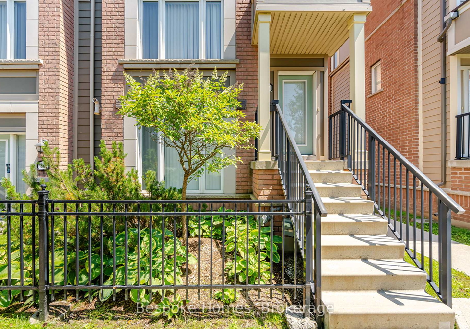 15937-bayview-avenue-aurora-ontario-n13645644