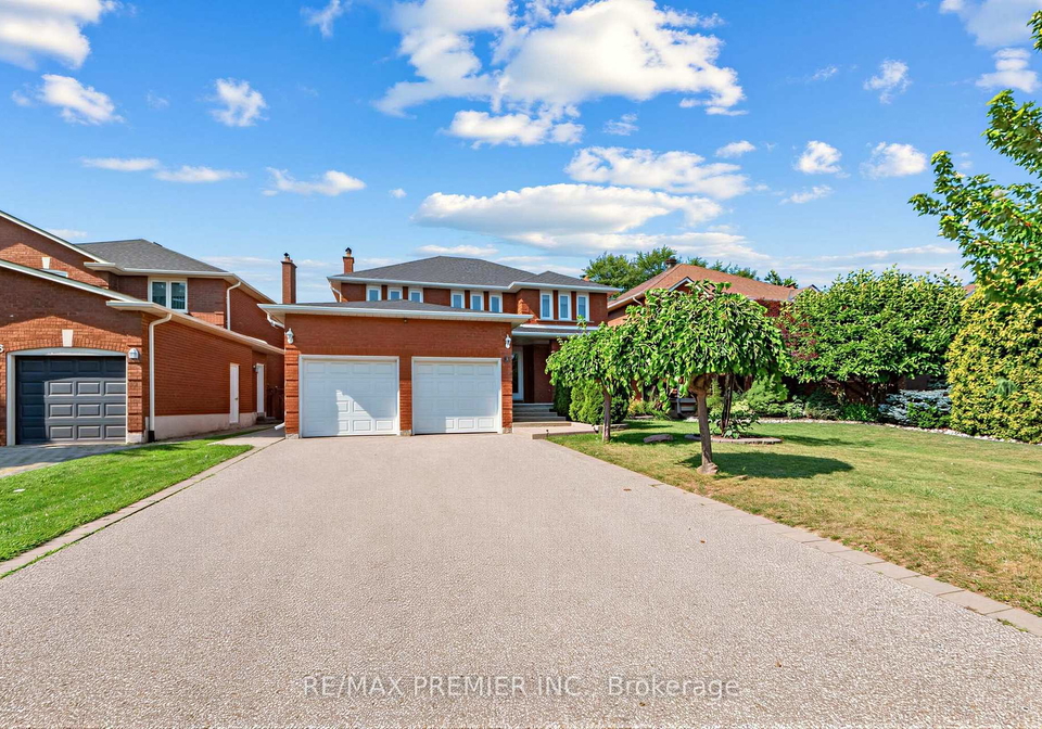 42-burgosa-court-vaughan-ontario-n13645668