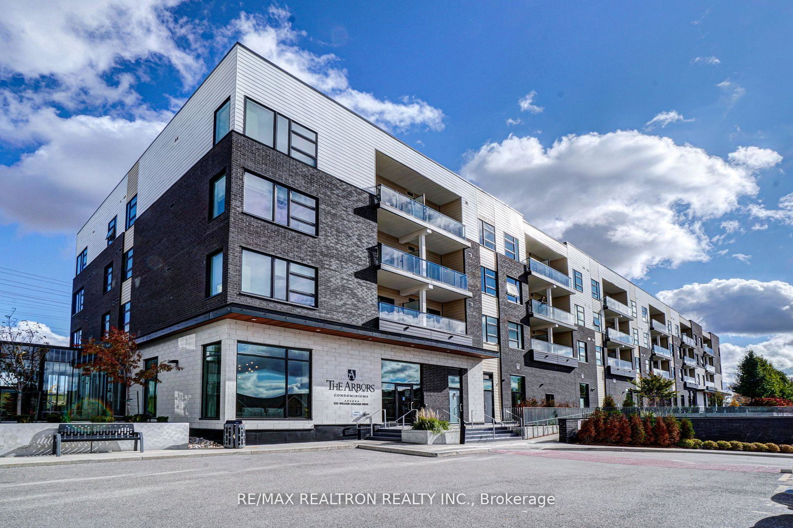 555-william-graham-drive-aurora-ontario-n13645898