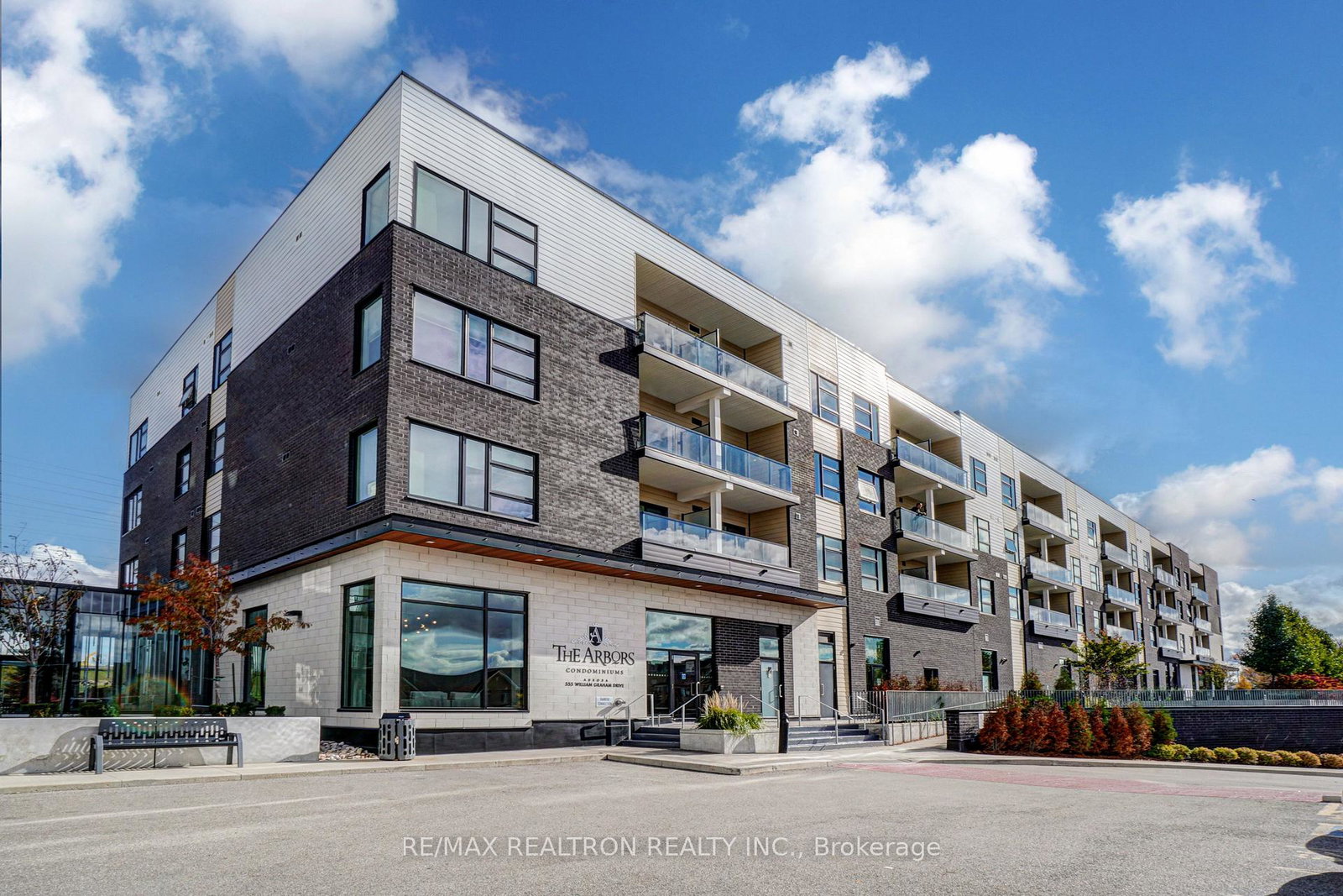 555-william-graham-drive-aurora-ontario-n13645914