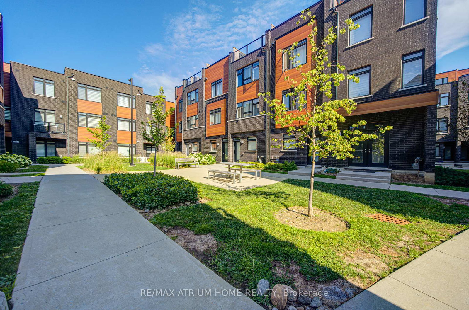 370-red-maple-road-richmond-hill-ontario-n13646652