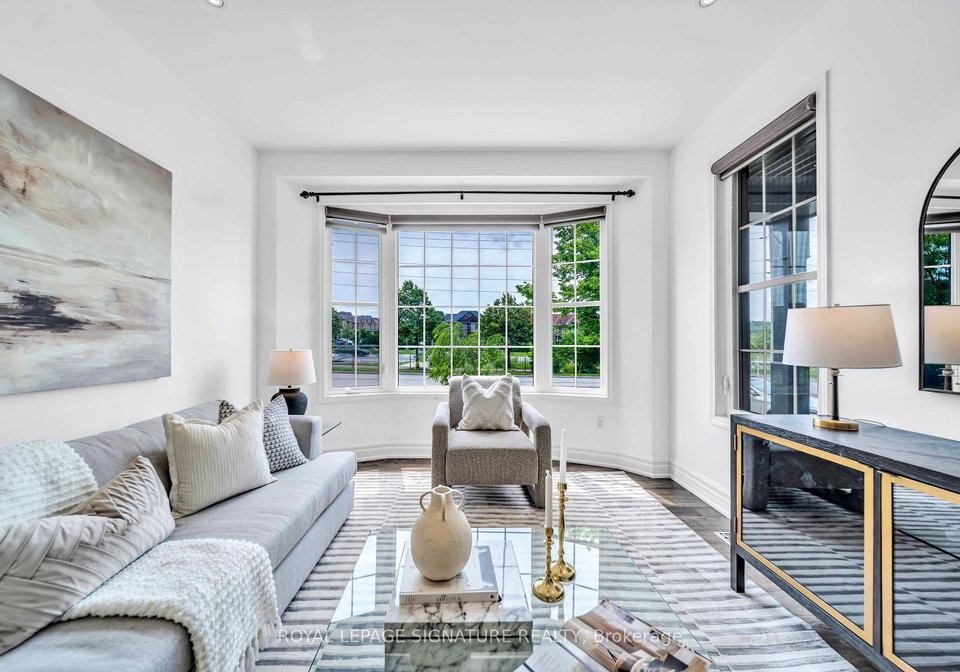 81-bulmer-crescent-newmarket-ontario-n13646836