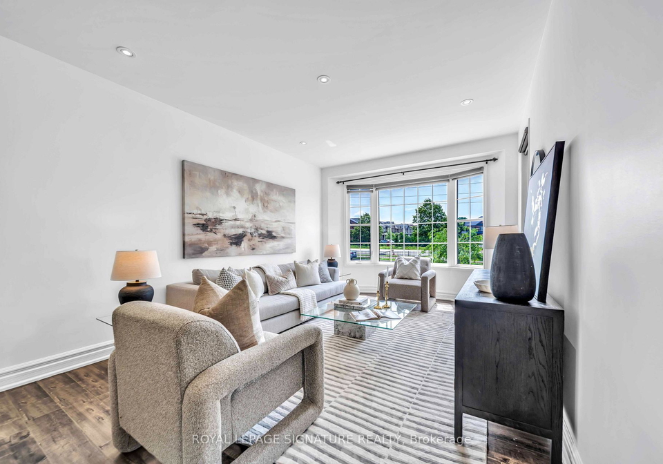 81-bulmer-crescent-newmarket-ontario-n13646836